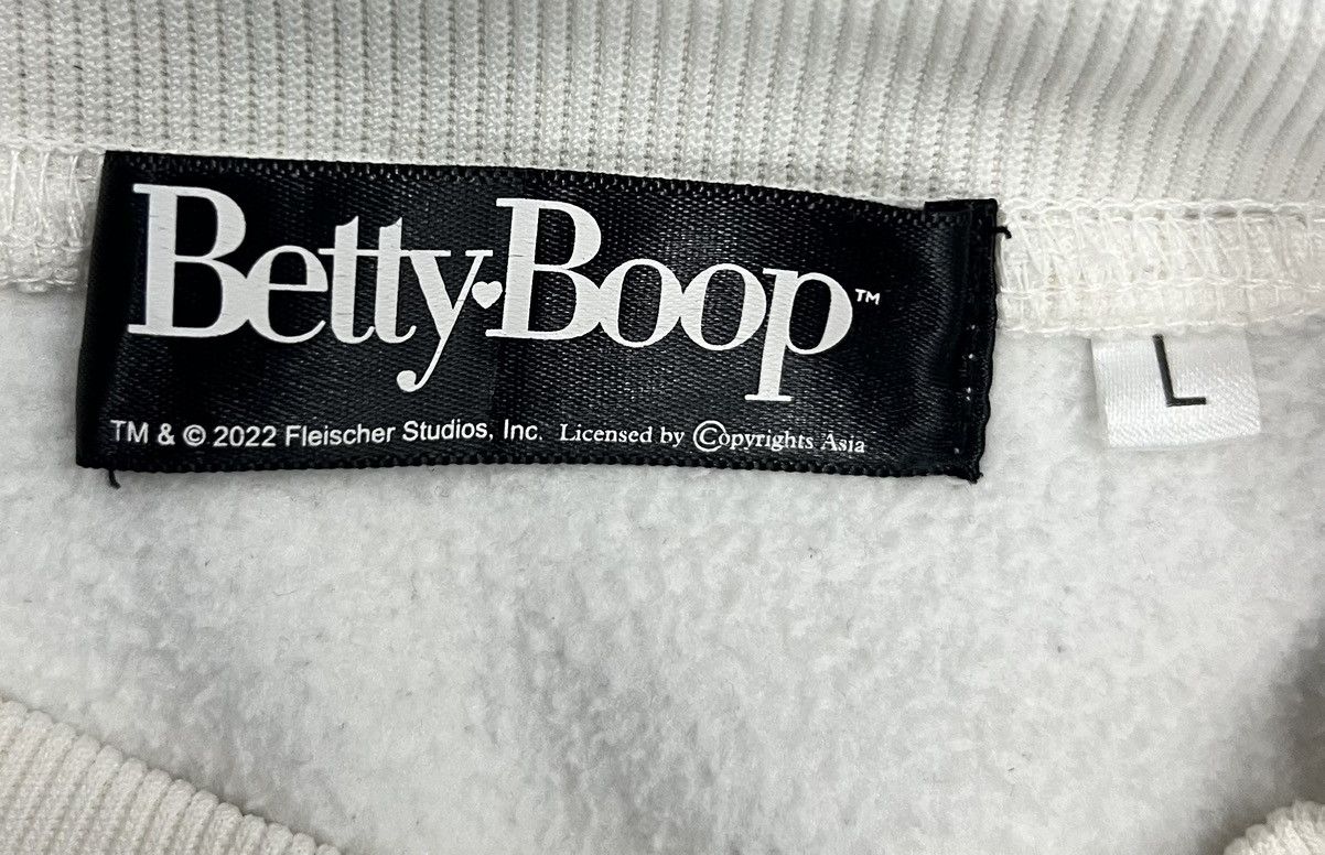Japanese Brand × Vintage VINTAGE BETTY BOOP BIKER BETTY MOTORCYLE CLUB SWEATSHIRT Size US L / EU 52-54 / 3 - 7 Thumbnail