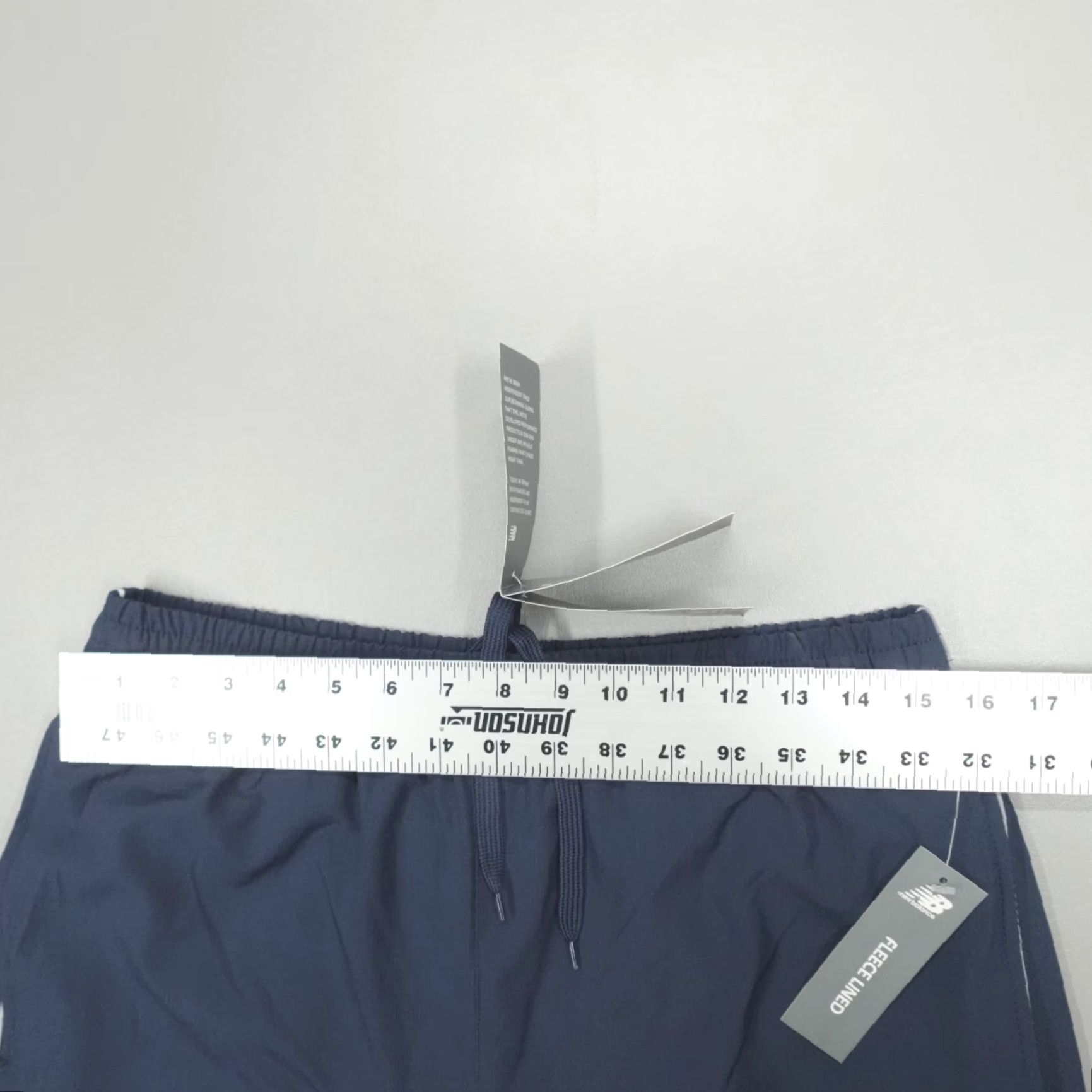 New Balance New Balance Pants Men's Size M Blue Fleece Lined Stretch Woven Adjustable Hem Waist Drawstring Comfort Pockets Regular Inseam 30" Running Shirt? Size US 31 - 6 Thumbnail