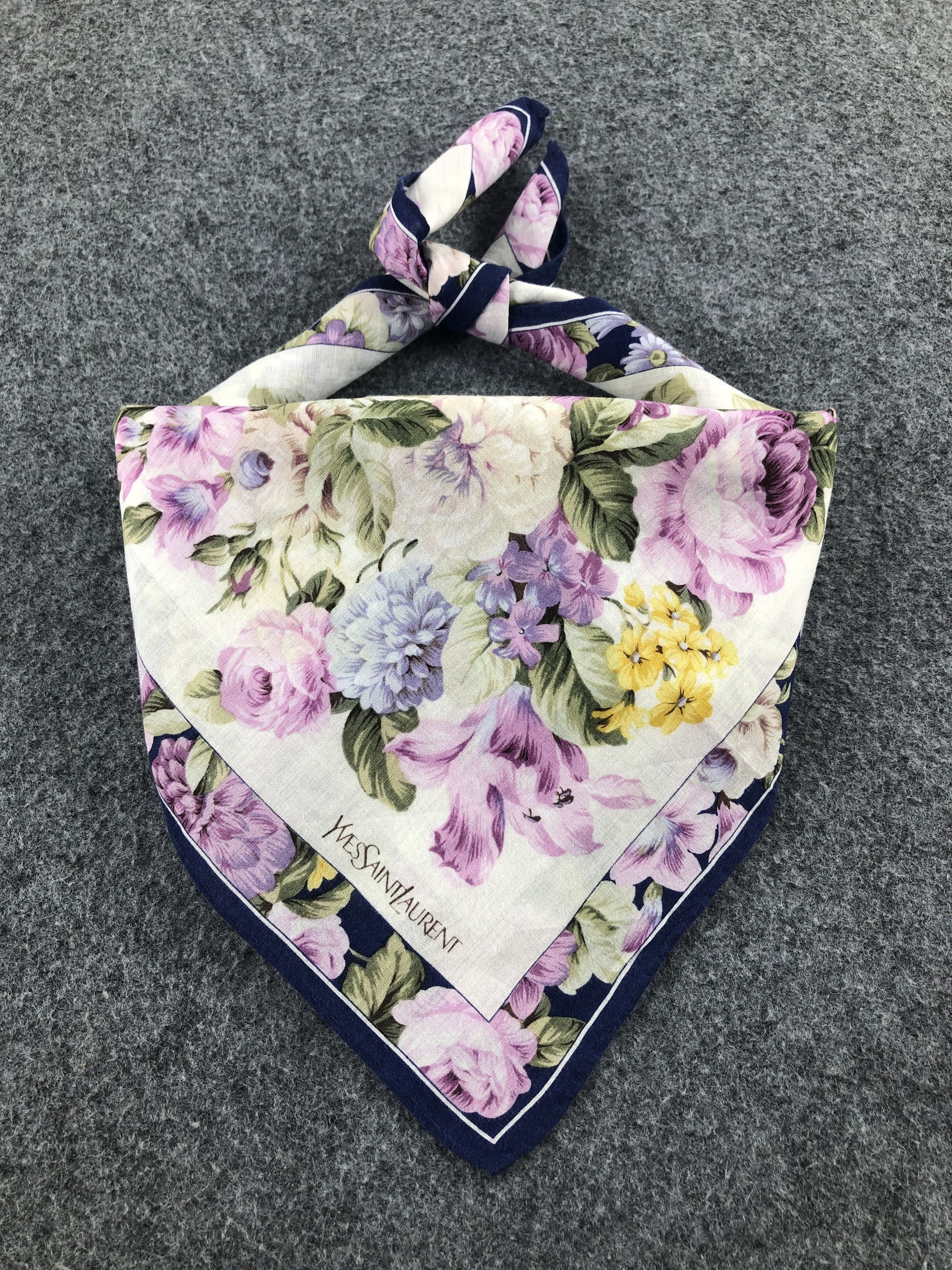 Yves Saint Laurent Yves Saint Laurent Handkerchief / Bandana / Neckerchief Size ONE SIZE - 2 Thumbnail