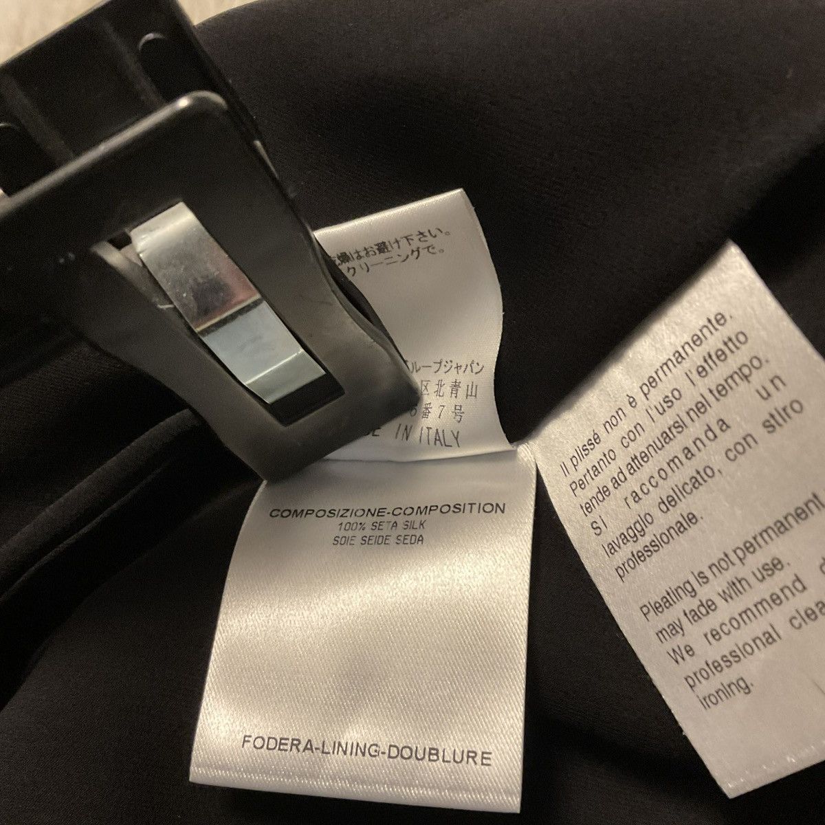 Gucci Authentic Gucci Mini Skirt Silk (Mint Condition) Size 38 XS Size 26" / US 2 / IT 38 - 8 Thumbnail