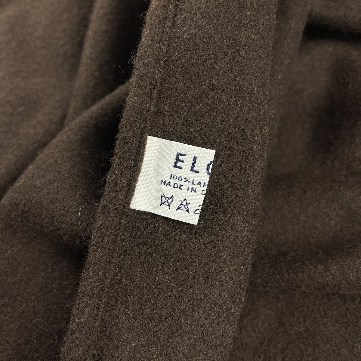 Johnstons Of Elgin Johnstons Of Elgin Lambswool Brown Fringe Shawl Cape Size ONE SIZE - 9 Thumbnail