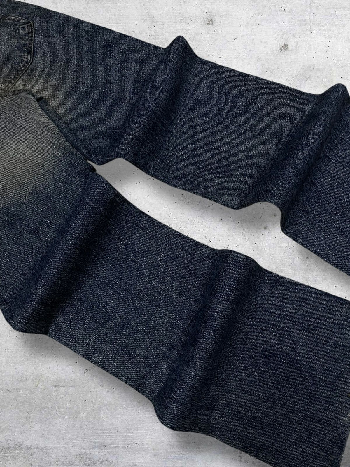 Armani Exchange VINTAGE ARMANI EXCHANGE FAMOUS DESIGNER DISTRESSED MUDWASH Size US 30 / EU 46 - 14 Thumbnail