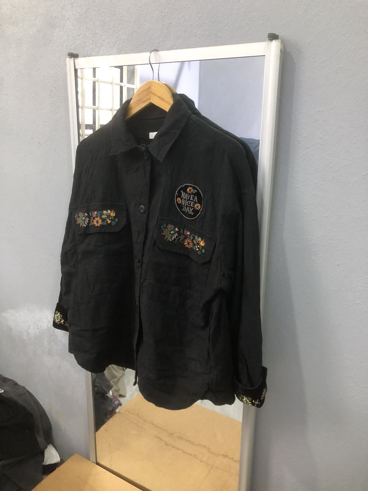 MOUSSY Moussy Black Embroidered Button Up Shirt Size US S / EU 44-46 / 1 - 2 Thumbnail