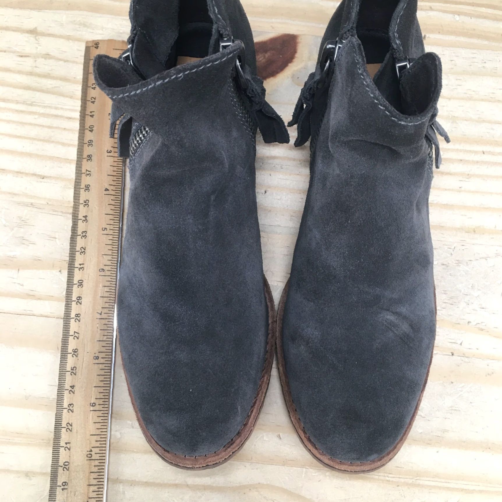 Dolce Vita Dolce Vita Boots Womens Sutton Ankle Gray Suede Side Zip Heel 1in Boots Womens Medium M Calf 5 5 Size US 5 / IT 35 - 7 Thumbnail