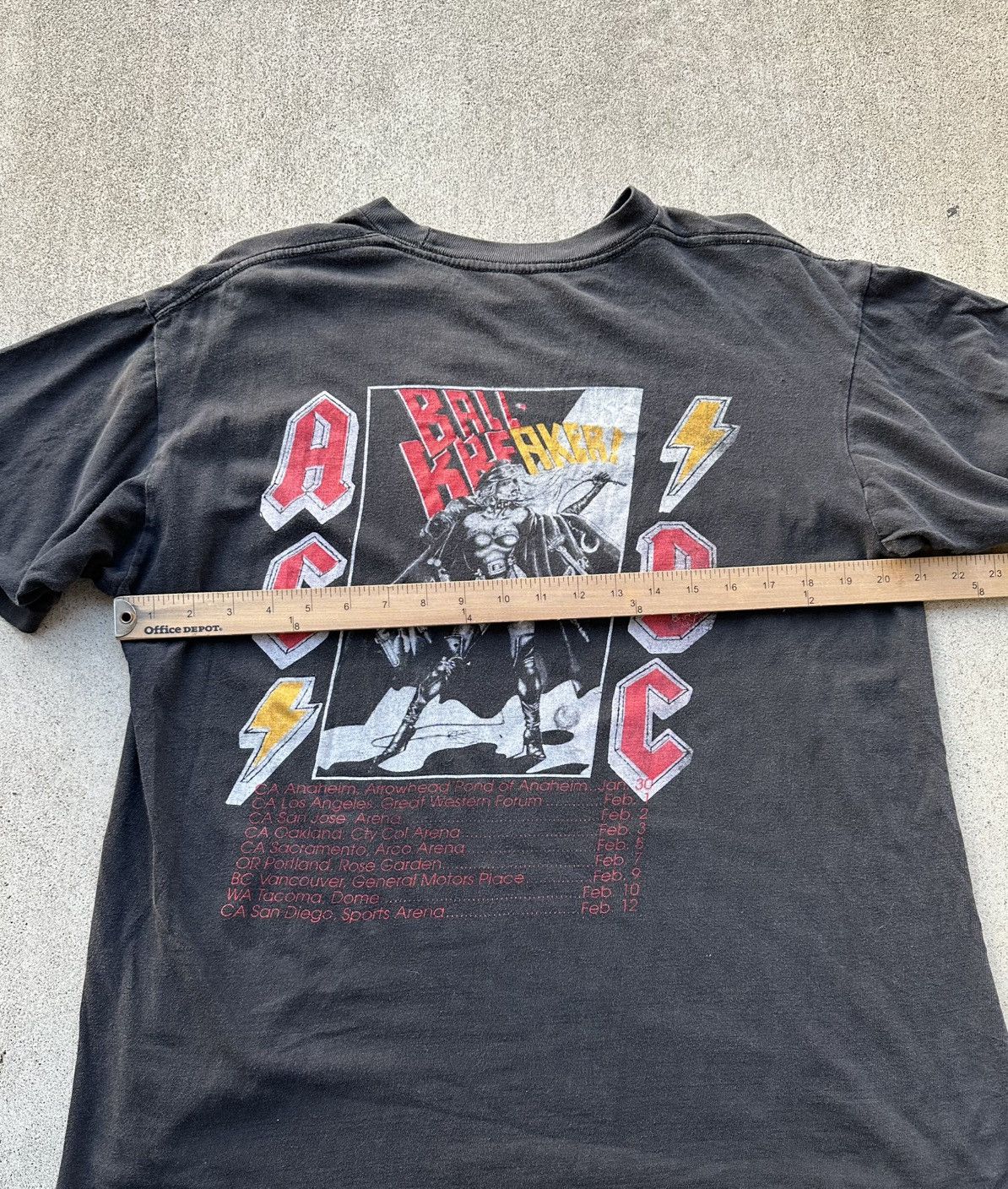 AC/DC × Band Tees × Vintage Vibtage AC DC Band Tee Shirt 90s Ball Breaker Tour Size US M / EU 48-50 / 2 - 6 Thumbnail