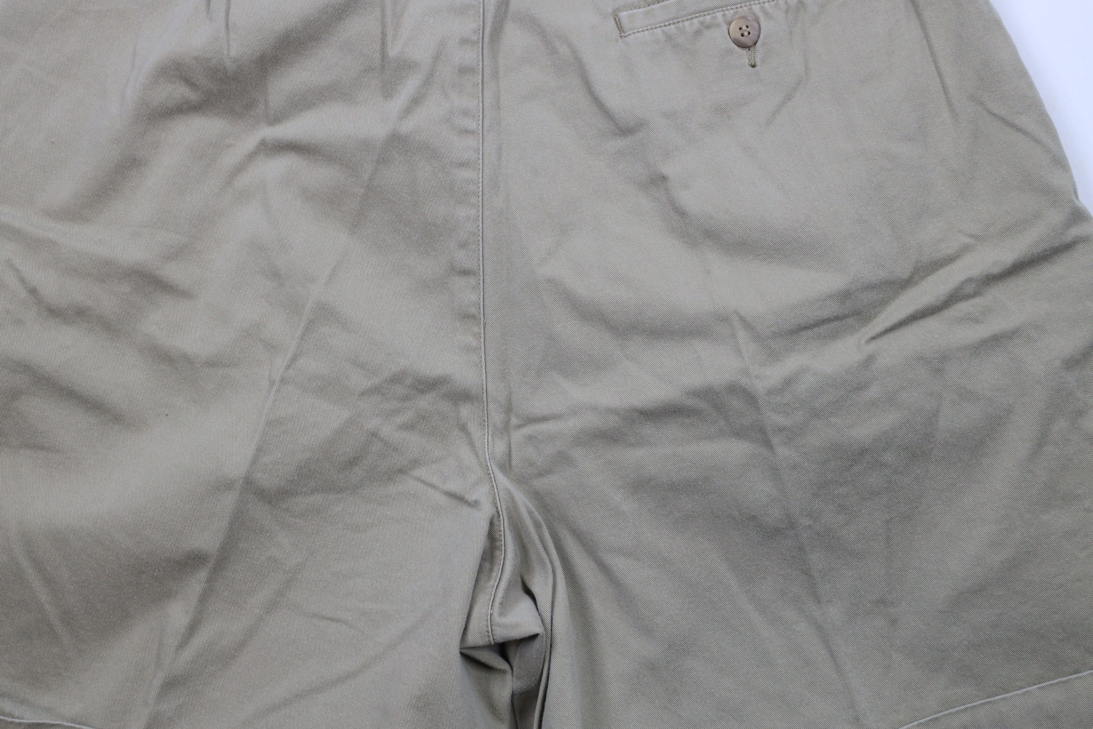 Eddie Bauer × Vintage Vintage 90s Eddie Bauer Cuffed Pleated Bermuda Safari Shorts Size 38" / US 16 / IT 52 - 9 Thumbnail