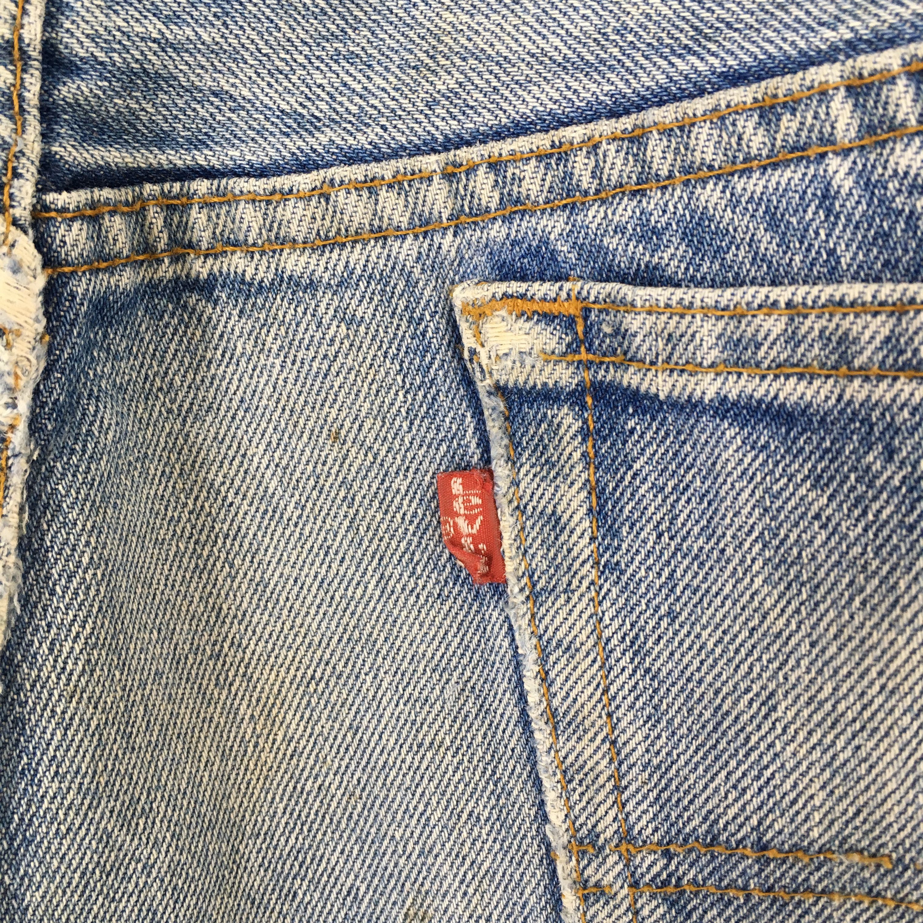 Levi's Size 37x28.5 Vintage 90s Levi's 501 Distressed Jeans S1749 Size US 37 - 14 Thumbnail