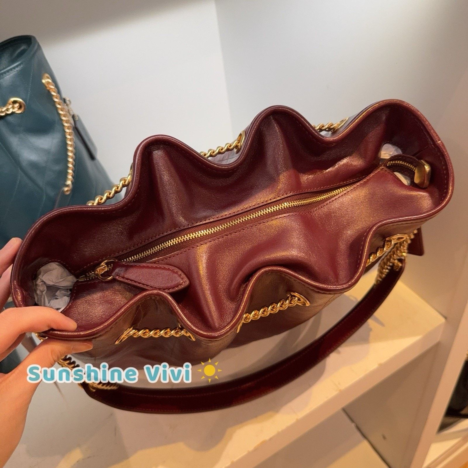 Coach NWT Coach Evelyn Large Shoulder Bag CCZ81 Leather Dark Wine Size ONE SIZE - 2 Thumbnail