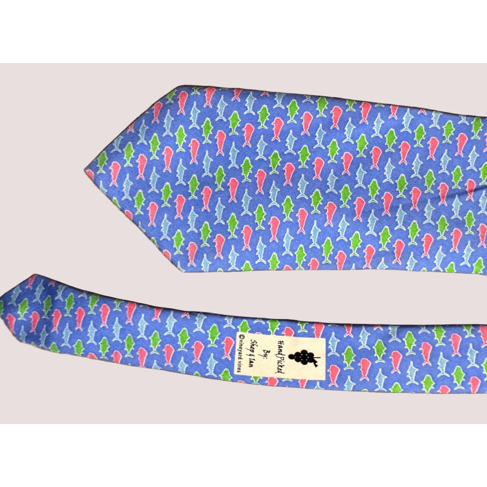 Vintage Vineyard Vines Shirt Sharks Sea Fish Mens Silk Necktie Tie Size ONE SIZE - 1 Thumbnail