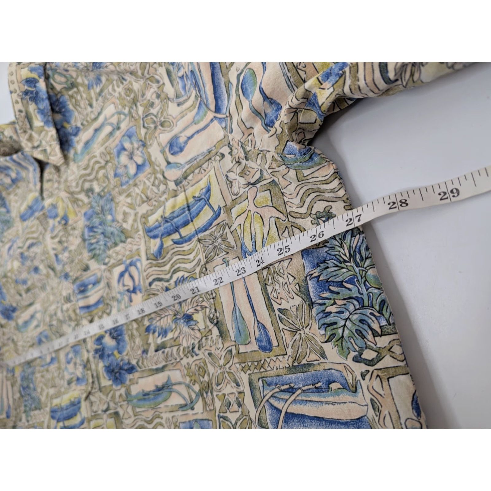 Vivobarefoot Go Barefoot Hawaiian Shirt Short Sleeve Pullover Men’s 2XL Multicolor Floral Button-Up USA Made In USA Size US XXL / EU 58 / 5 - 5 Thumbnail