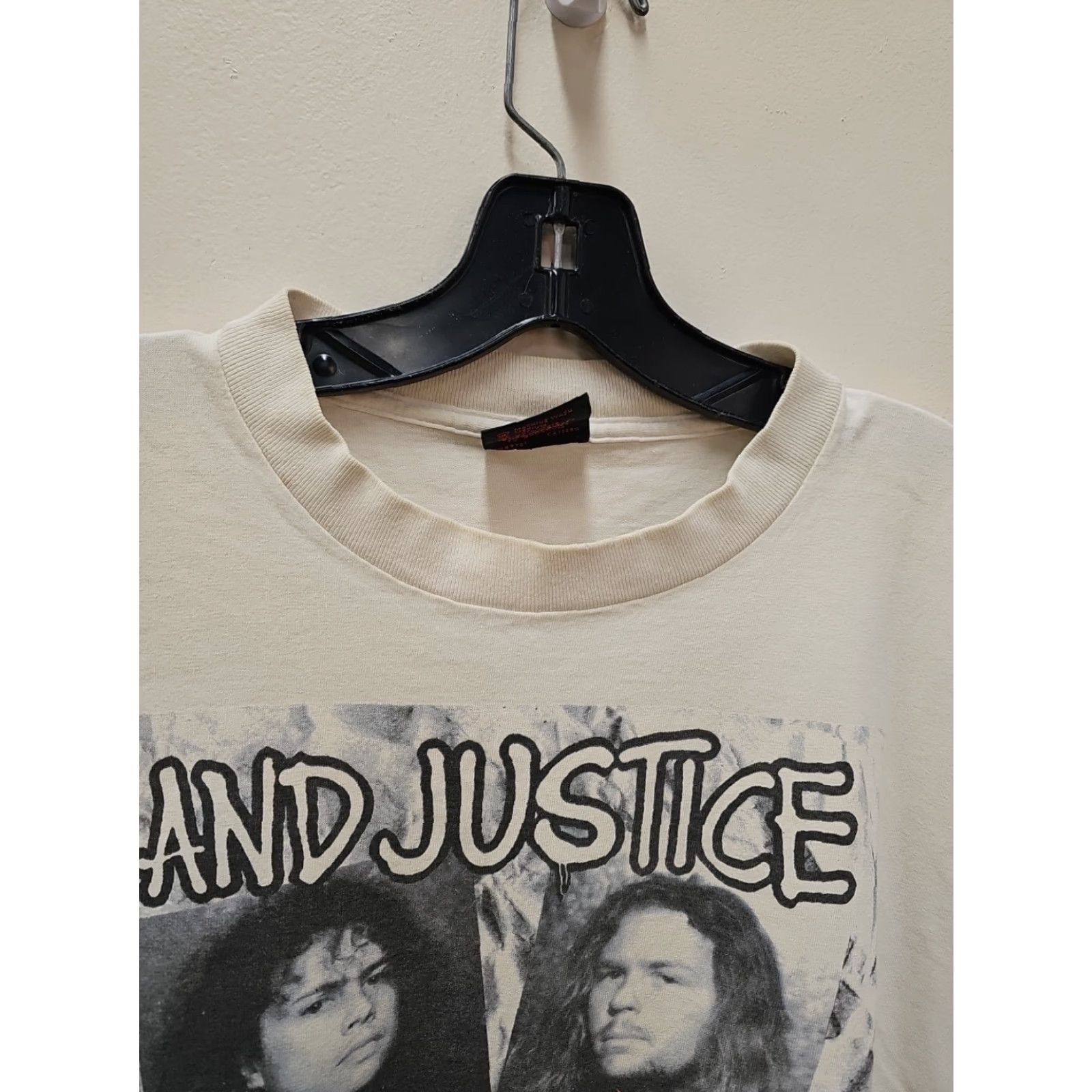 X-LARGE VINTAGE Brockum Metallica And Justice For All Tour T Shirt XL White Concert Band T-Shirt Mens 80s 90s Heavy Metal Size US XL / EU 56 / 4 - 4 Thumbnail