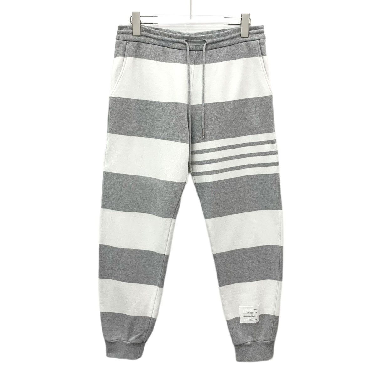 Thom Browne THOM BROWNE Grey Four Stripes Casual Sweatpants K26WX Size US 32 / EU 48 - 1 Thumbnail