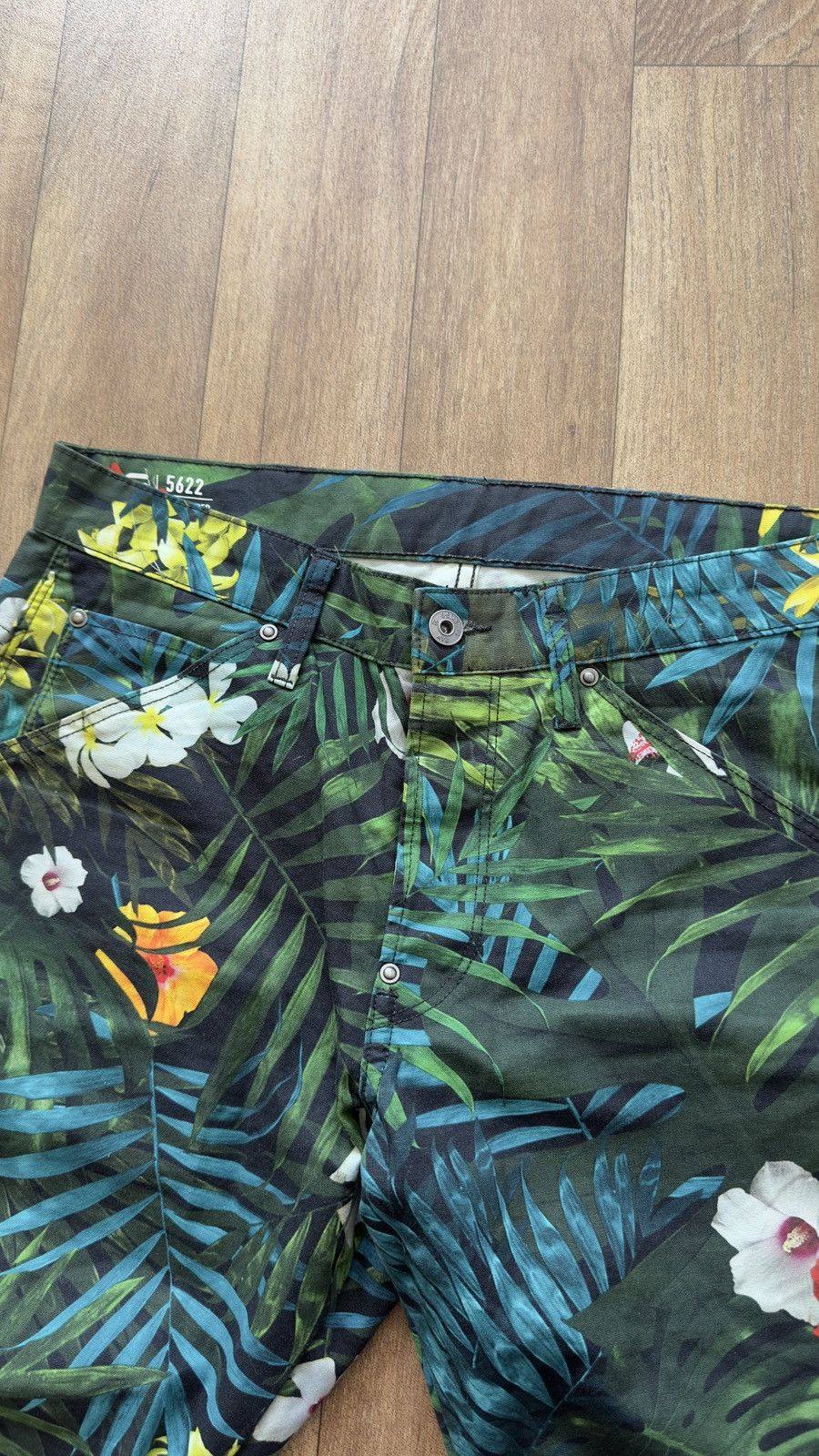 G-Star G-Star RAW Elwood 5622 Botanical Hawaiian Tapered Jeans Size US 32 / EU 48 - 3 Thumbnail