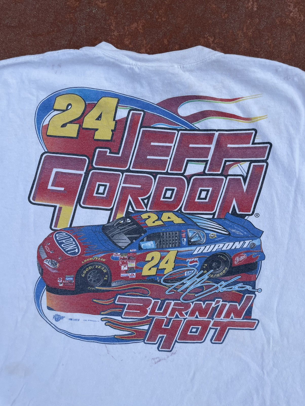 NASCAR Vintage Y2K 03 Jeff Gordon Flames NASCAR Racing Faded Tee Size US XL / EU 56 / 4 - 2 Thumbnail