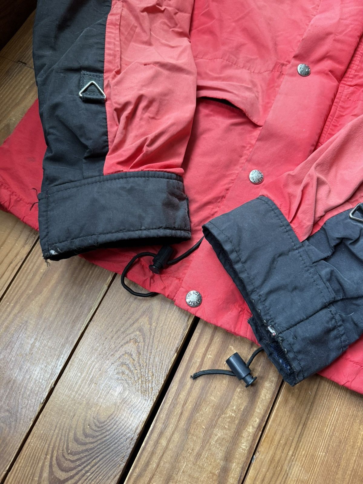 The North Face Vintage 80s The North Face GoreTex Mountain Light Red Jacket Size US M / EU 48-50 / 2 - 4 Thumbnail