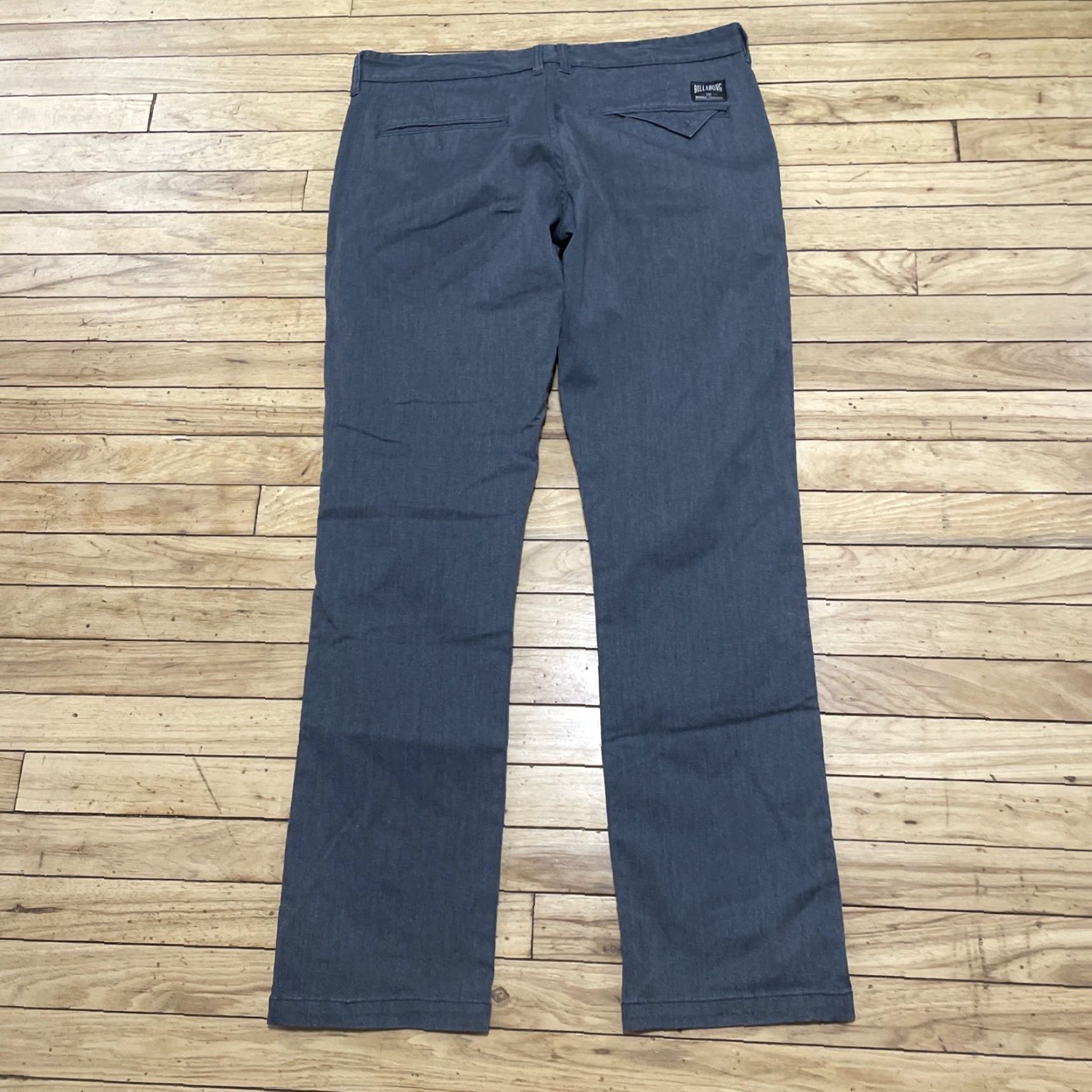 Billabong VINTAGE Billabong Y2k Straight Slim Chino Pants Men 36 Gray Beach Surf Skate Indie 90s College Band Beach Biker Mens Size US 36 / EU 52 - 3 Thumbnail