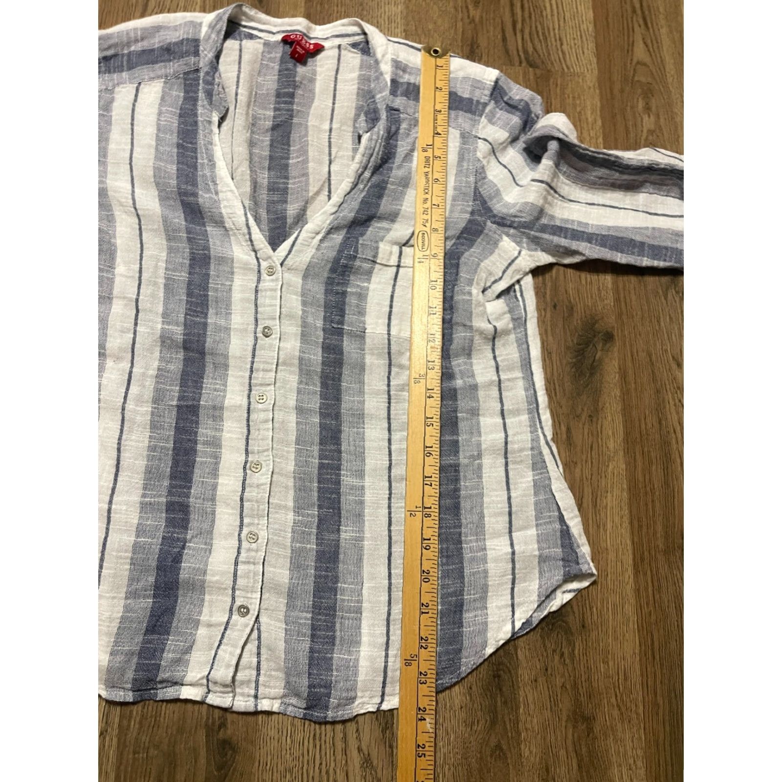 Guess GUESS Shirt Women's Large Blue White Striped Button Up V-neck 3/4 Sleeve Size L / US 10 / IT 46 - 6 Thumbnail