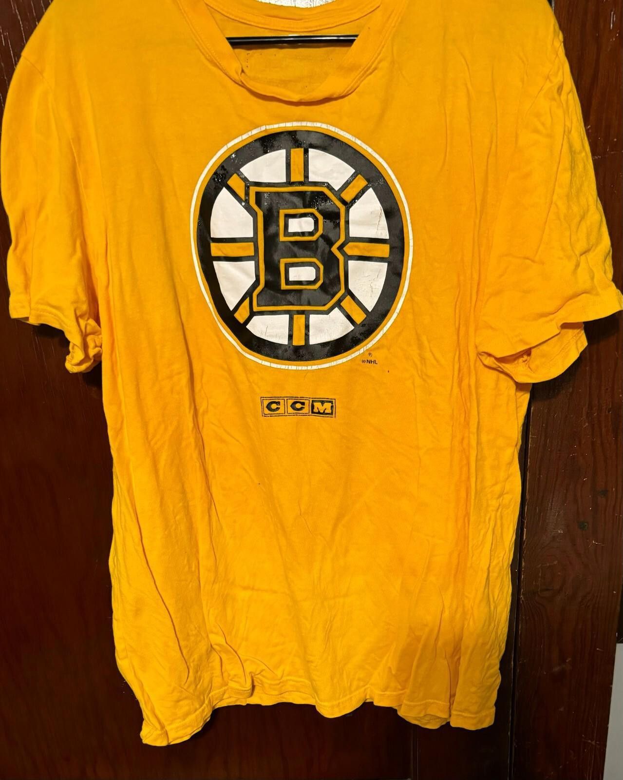 Ccm BOSTON BRUINS Distressed CCM Yellow T-shirt Men's Sz XL Size ONE SIZE - 1 Thumbnail