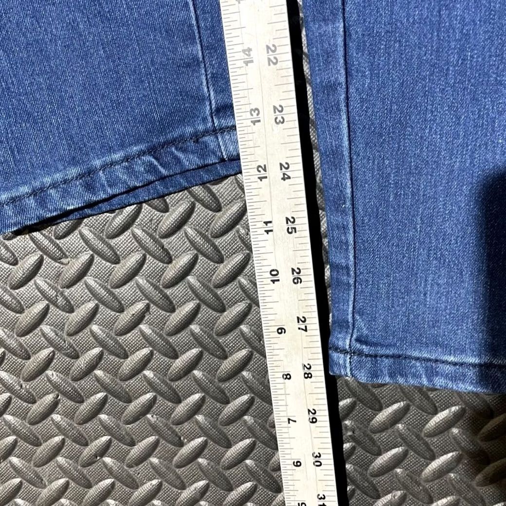 Forever 21 FOREVER 21 Blue Skinny Ankle High Crop Button Stretch Denim Jeans 31 Women Casual 31 Size 24" / US 00 / IT 34 - 7 Thumbnail