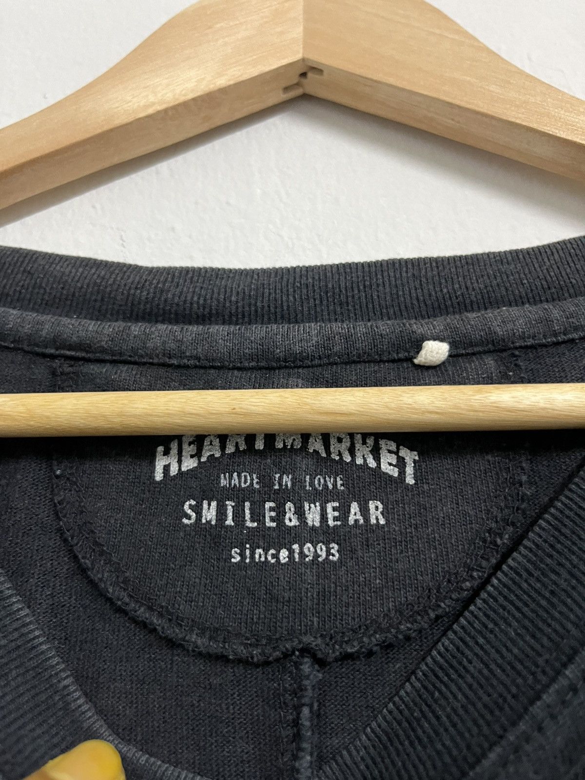 HOLLYWOOD RANCH MARKET 💥Sunfaded Heart Market 3quarters Sleeves Blank Pocketed Tee Size US XL / EU 56 / 4 - 5 Thumbnail