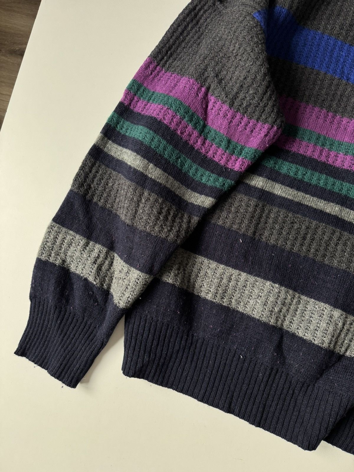 Vintage Vintage Aztec Print Wool Boxy Fit Sweater grandpa knit ald Size US L / EU 52-54 / 3 - 6 Thumbnail