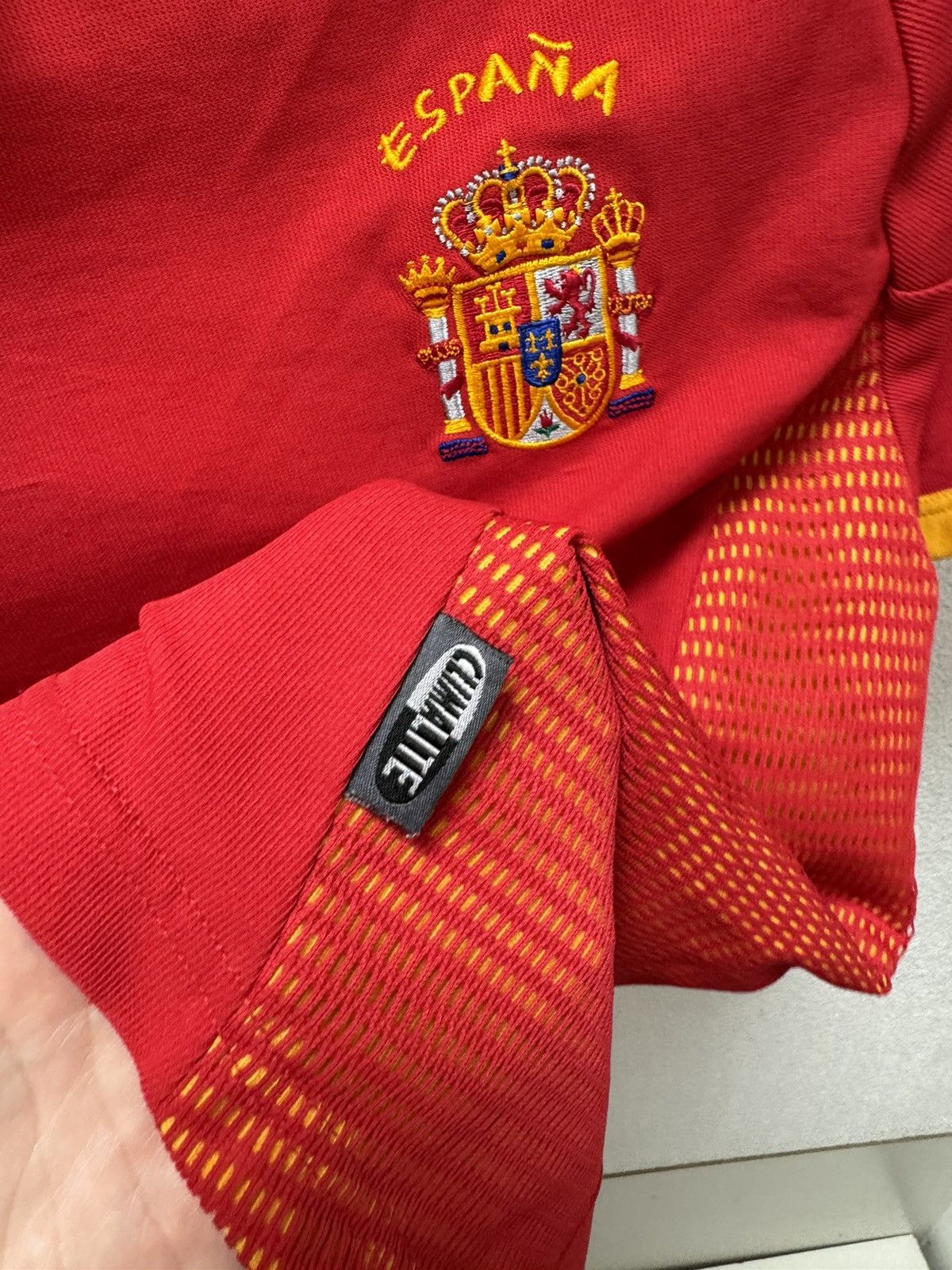 Vintage Spain vintage soccer jersey M size equipment 2002 Size US M / EU 48-50 / 2 - 6 Thumbnail