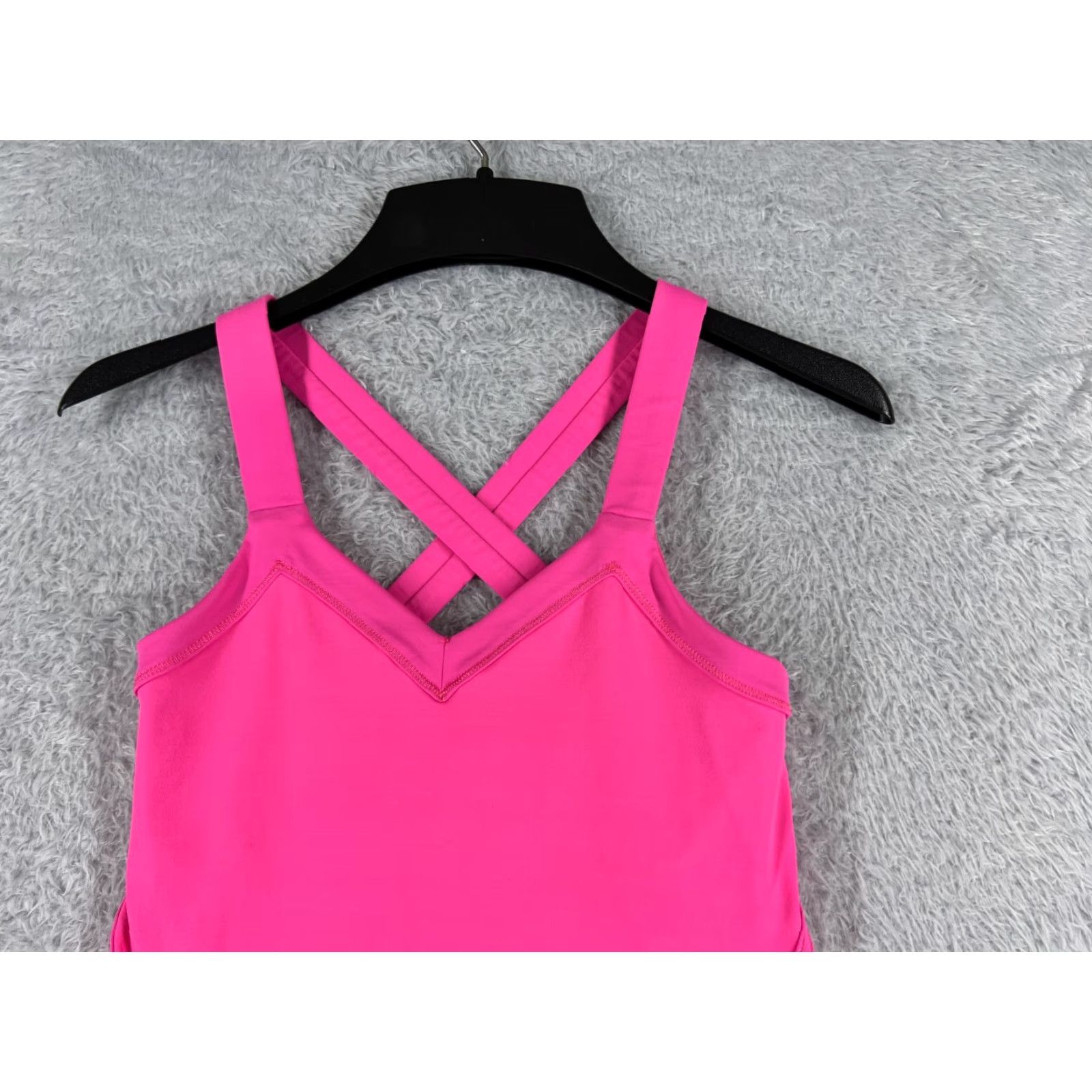 Lululemon Lululemon Shirt Women Pink Mile A Minute Tank Run Jersey Luxtreme W1B87S Sleeveless Racerback V-Neck Casual Shirt, 2, Regular, Pink, Women's Tank Size XS / US 0-2 / IT 36-38 - 4 Thumbnail