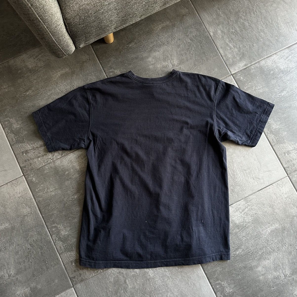 Guess Vintage Guess Jeans T-shirts Centre Logo Distressed Y2K Size US L / EU 52-54 / 3 - 7 Thumbnail