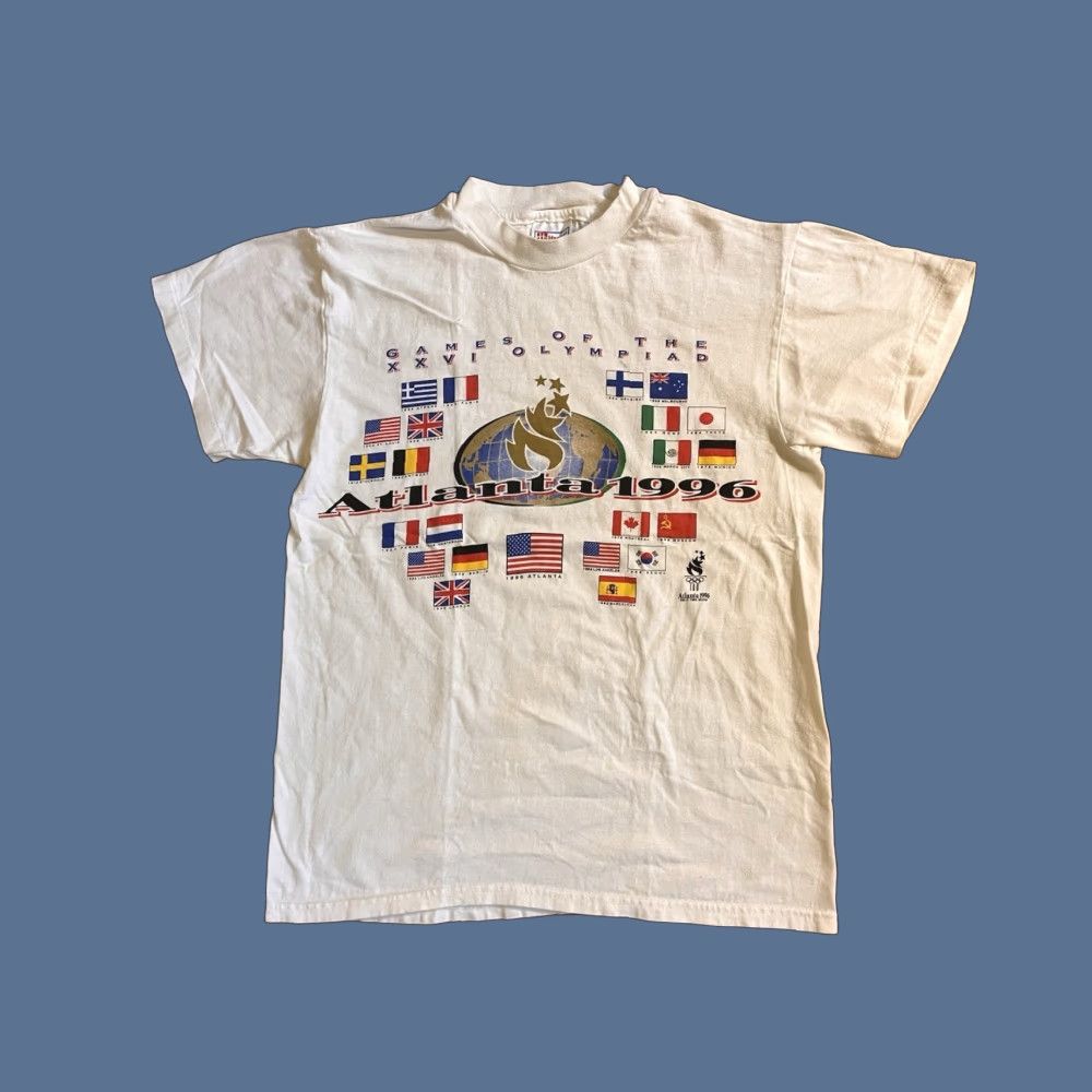 Hanes VINTAGE Hanes Beefy T-Shirt Men’s M White 1996 Olympics Atlanta Country Flags 90s Graphic Print Crew Neck Short Sleeve Size US M / EU 48-50 / 2 - 1 Thumbnail