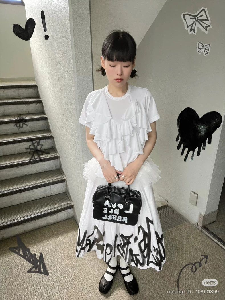 Comme des Garcons Comme Des Garcons Lace White Short Sleeve T Size M / US 6-8 / IT 42-44 - 2 Thumbnail