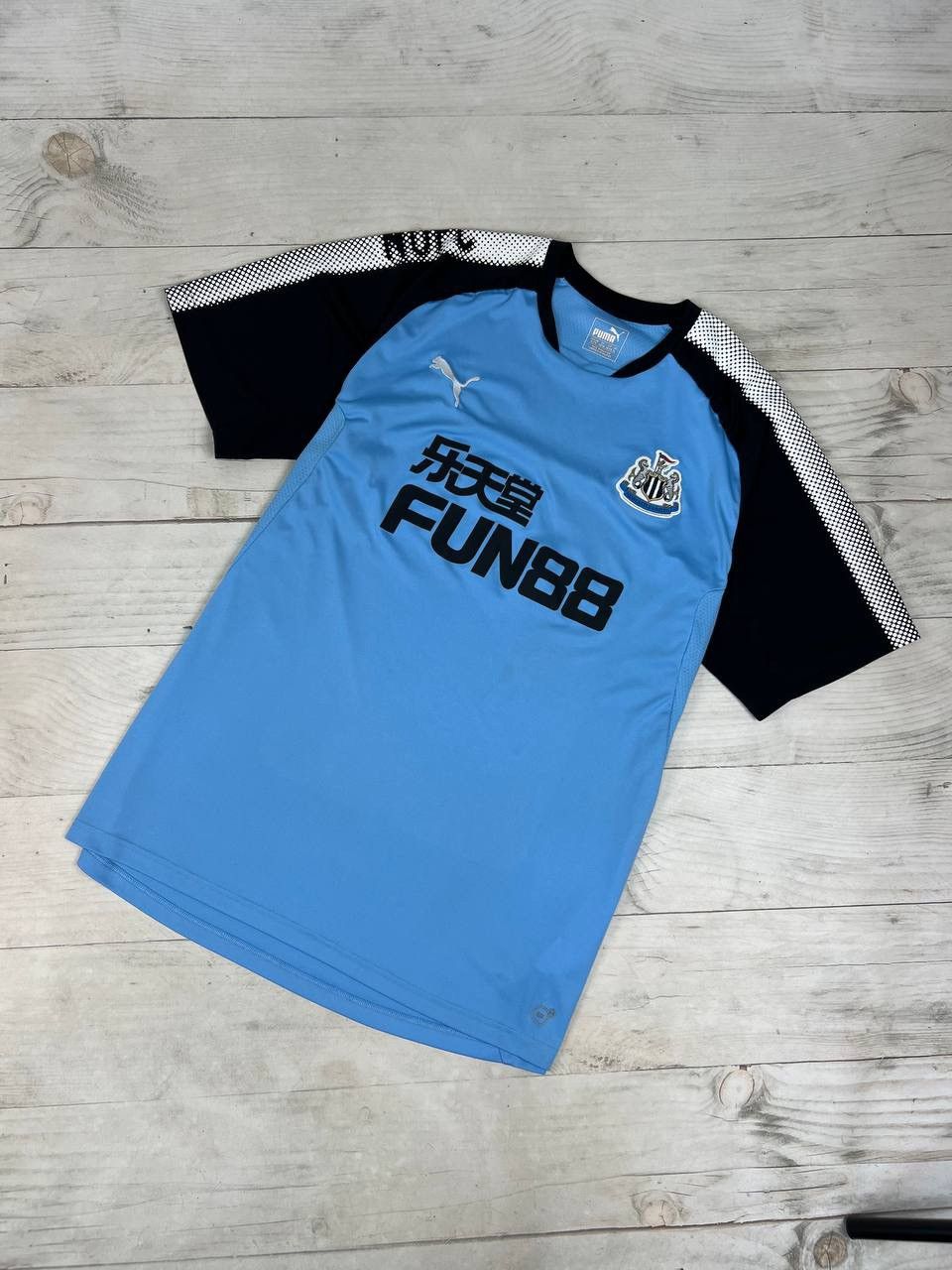 Puma Puma Newcastle United 2017 2018 Training Shirt Soccer Jersey Size US XL / EU 56 / 4 - 1 Thumbnail