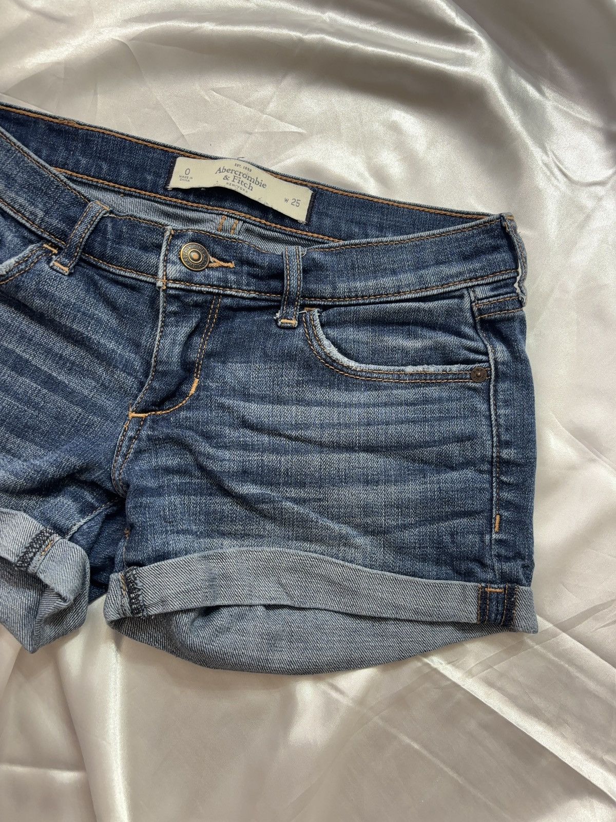 Abercrombie & Fitch × Vintage Micro sexy mini denim vintage shorts Size 26" / US 2 / IT 38 - 4 Thumbnail