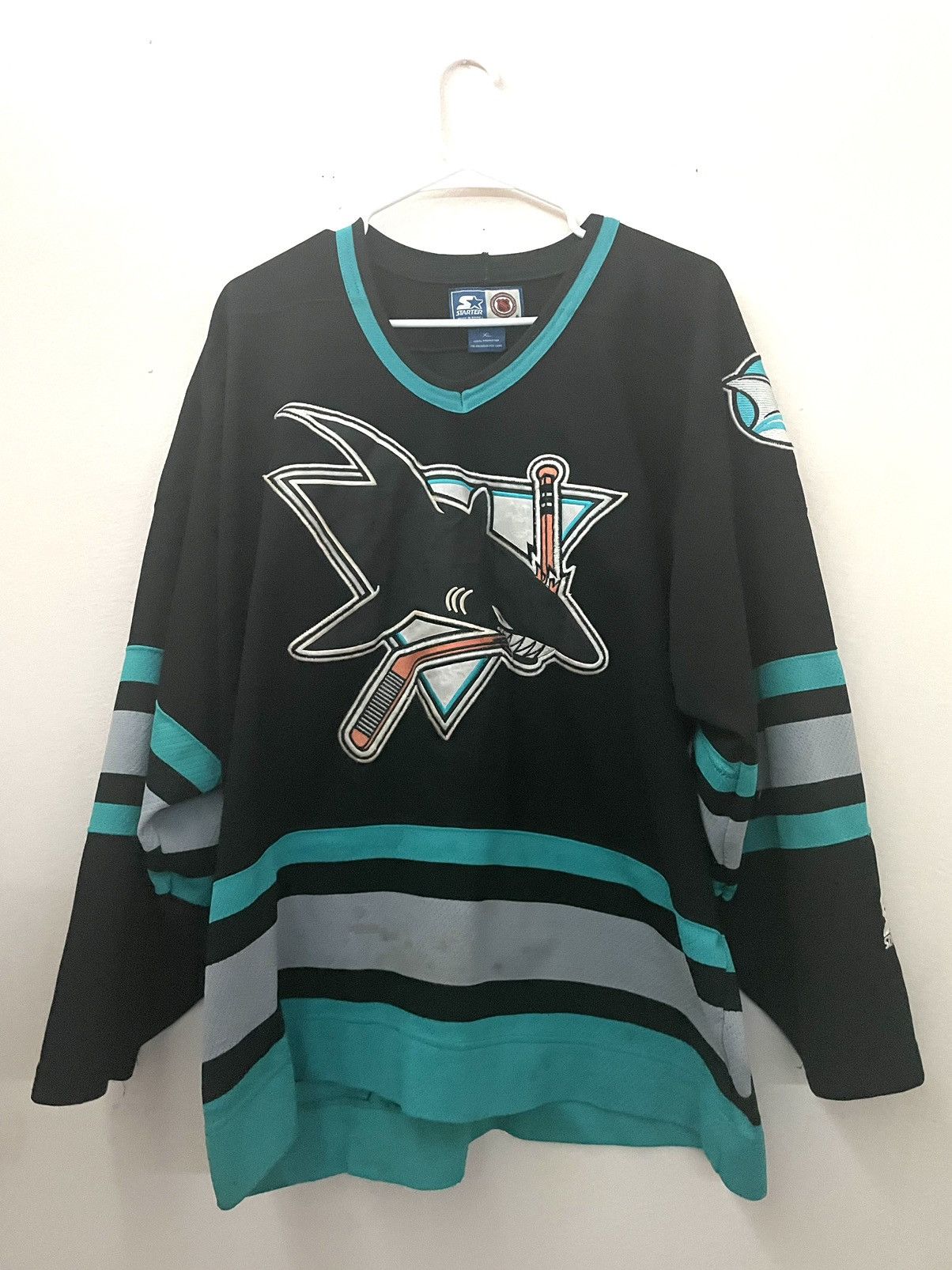 Image of San Jose Sharks Hockey Jersey Nhl in Black, Men's (Size XL)