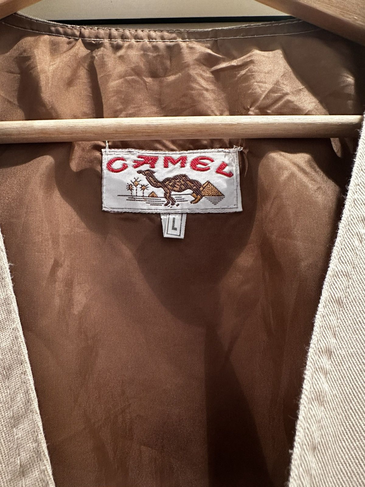Camel Camel Vest L Size US L / EU 52-54 / 3 - 2 Thumbnail