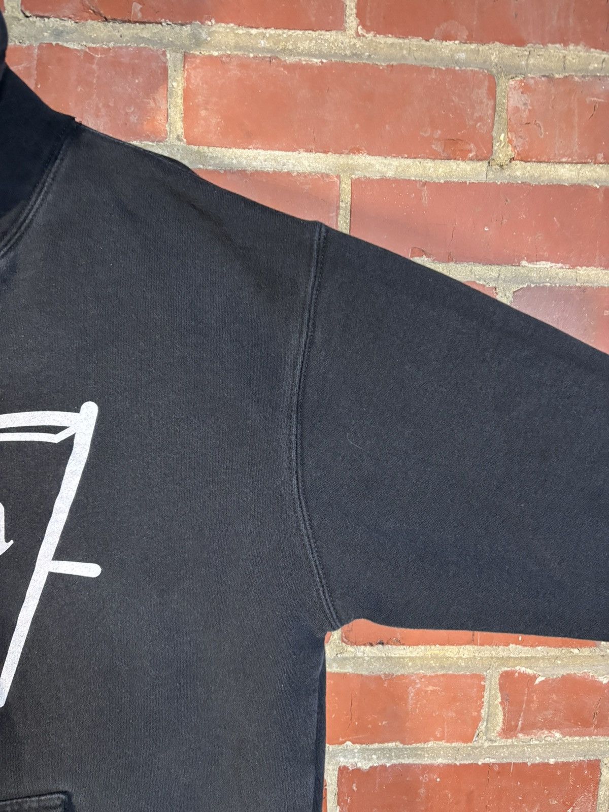 Other Rest In Pieces Hoodie Richmond Virginia Pullover Sz L Size US L / EU 52-54 / 3 - 5 Thumbnail