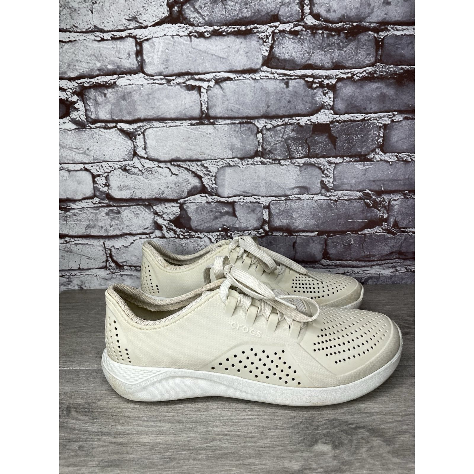 Crocs Crocs LiteRide Pacer Sneakers Shoes Women’s 11 Waterproof Pe Size US 11 / IT 41 - 9 Thumbnail