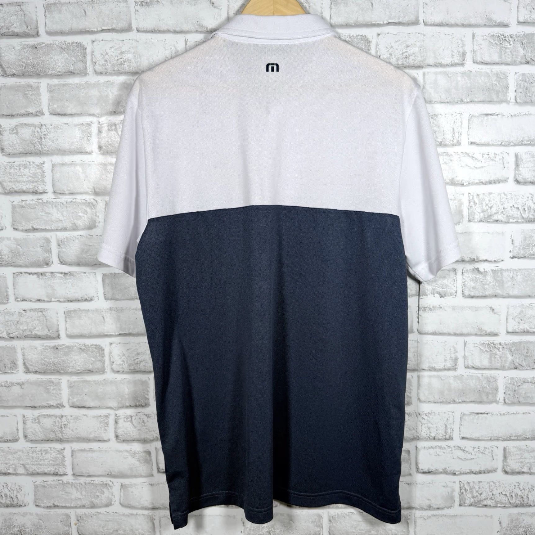 TravisMathew Travis Mathew Athletic Polo Shirt Mens Size L White Polo Shirt Mens L White Athletic Polo Travis Mathew Size US L / EU 52-54 / 3 - 5 Thumbnail
