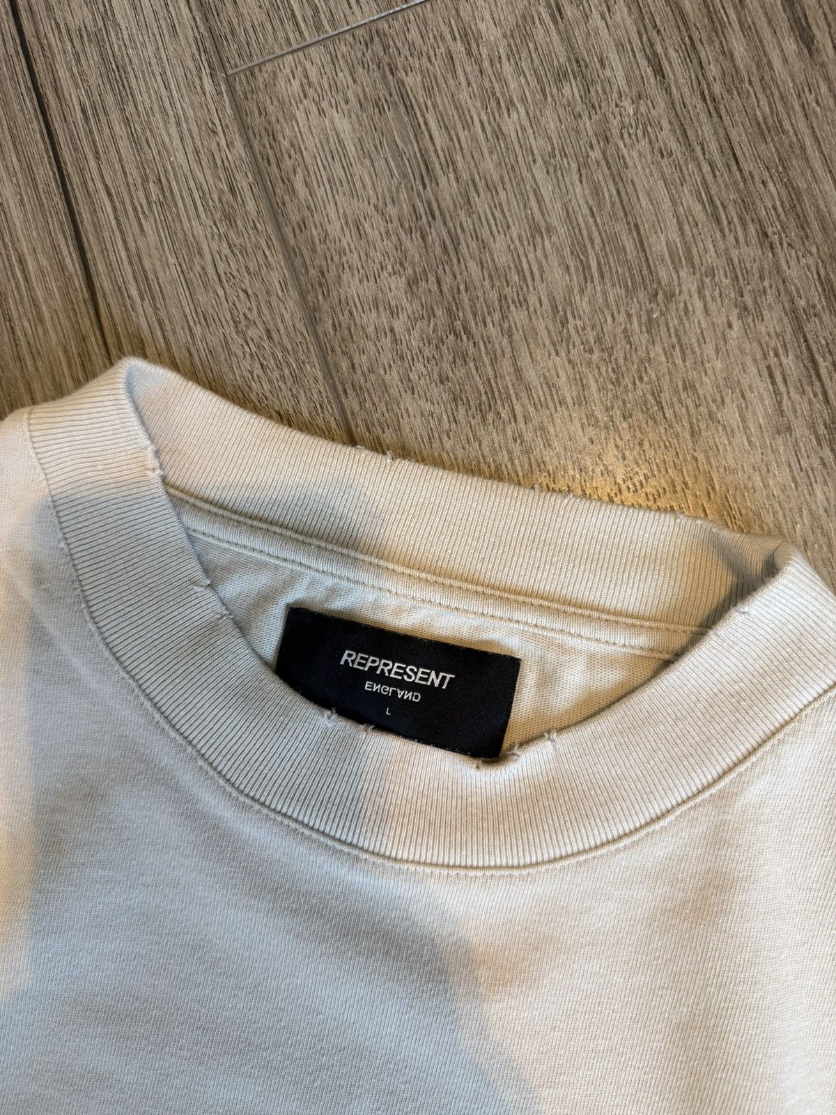Represent Clo. Represent only the strong survive Shark T-Shirt Size US L / EU 52-54 / 3 - 5 Thumbnail