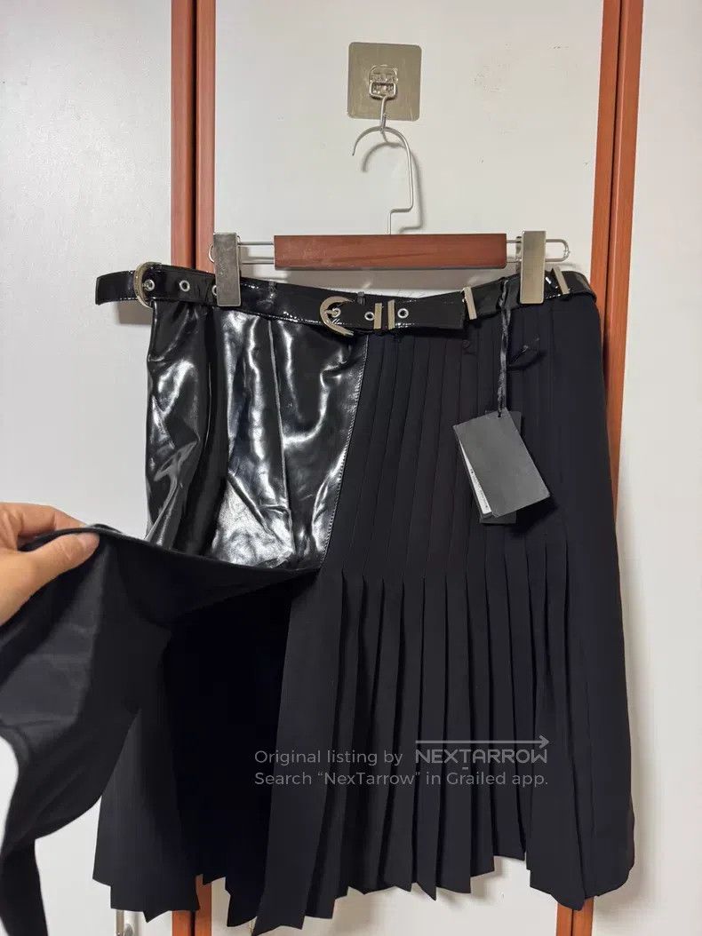 Versace Versace Black pleated patchwork mulberry silk skirt Size L / US 10 / IT 46 - 2 Thumbnail