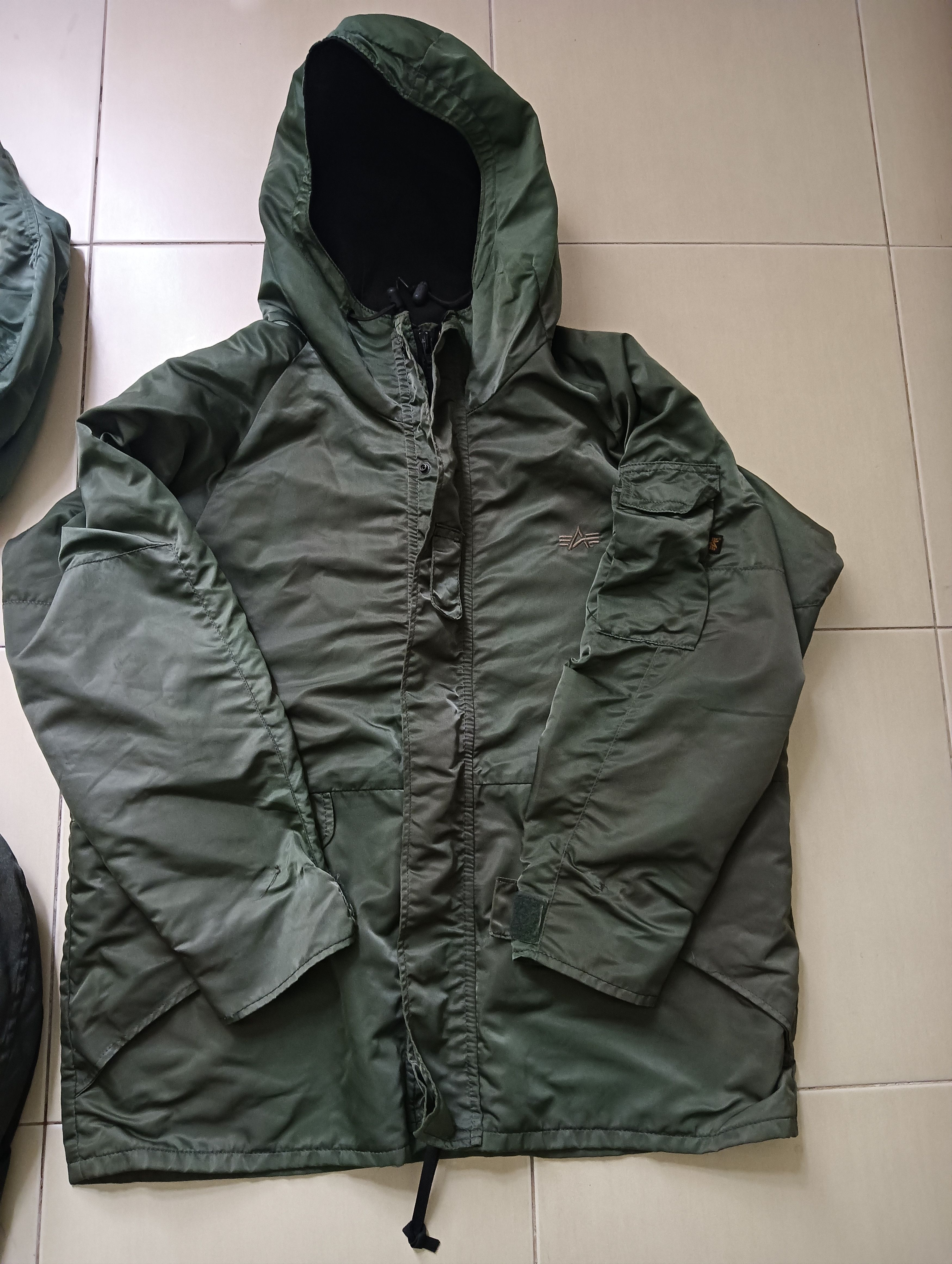 Alpha Industries Military Bomber CW55P, B-15D and Parka Size US XL / EU 56 / 4 - 4 Thumbnail