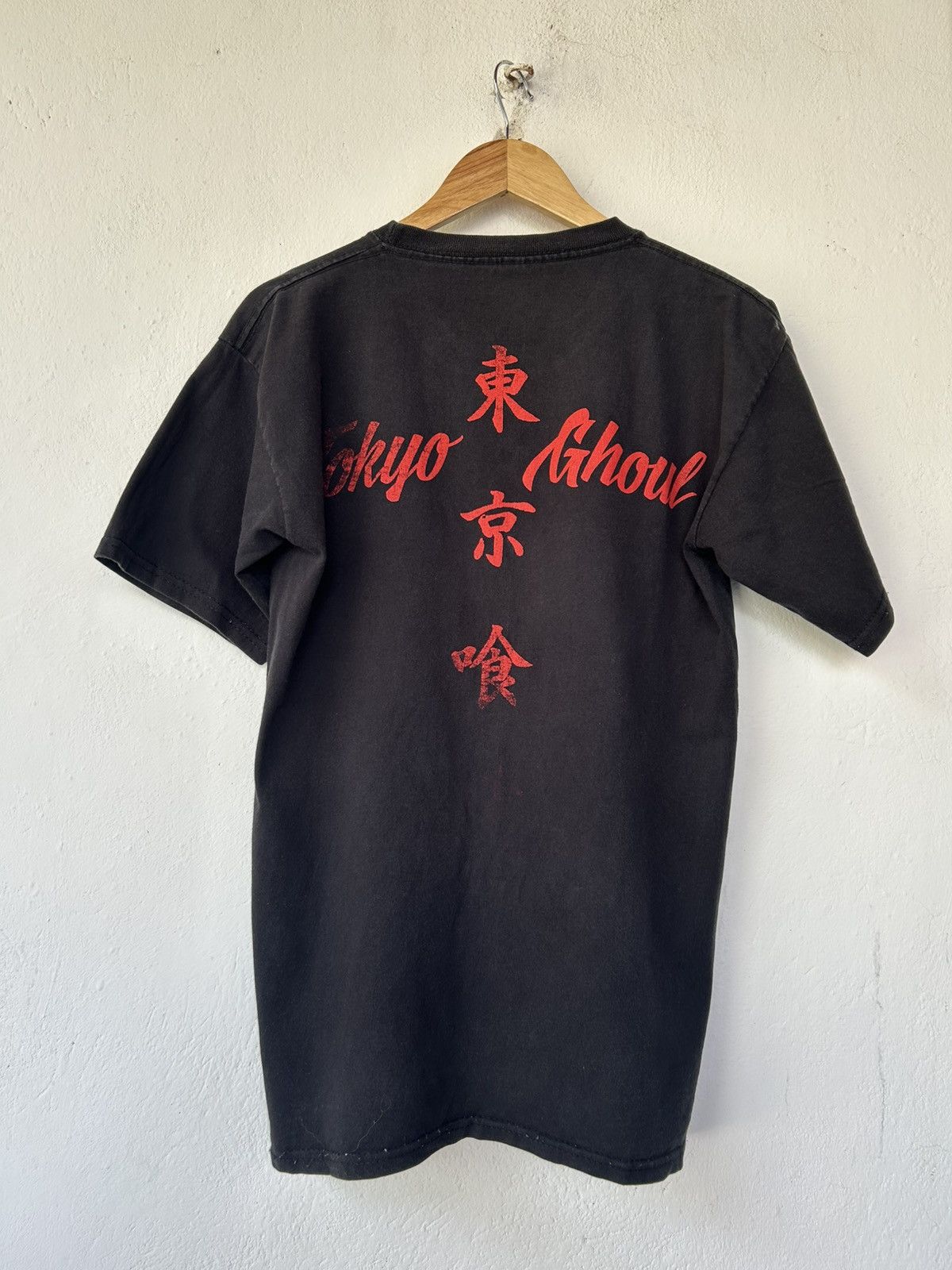 Vintage tokyo ghoul shirt Size US L / EU 52-54 / 3 - 3 Thumbnail