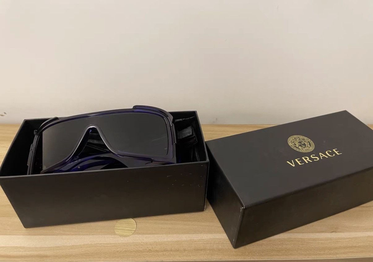 Versace Versace Shield Shape Frame Sunglasses Size ONE SIZE - 7 Thumbnail
