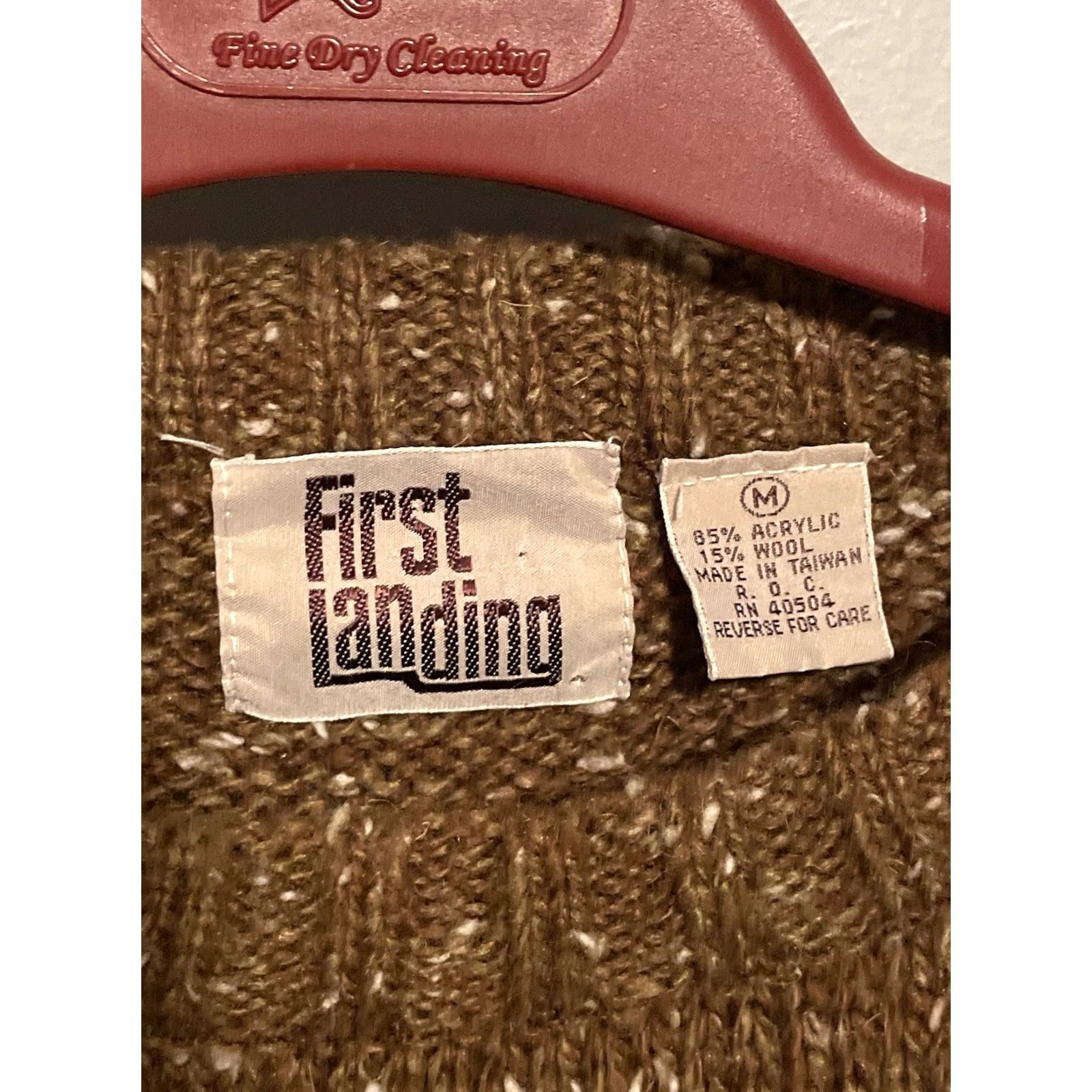 Vintage VINTAGE First Landing Men's Sweater Pullover 90s Lightweight Breathable Size M Brown Mens Size US M / EU 48-50 / 2 - 3 Thumbnail