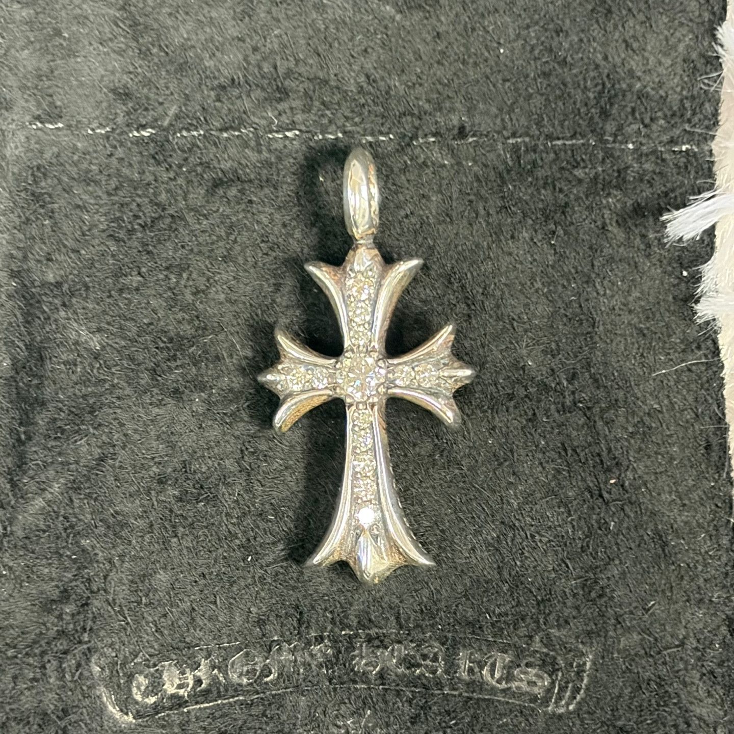 Chrome Hearts Tiny Cross Charm Silver with Pave Diamond Size ONE SIZE - 6 Thumbnail