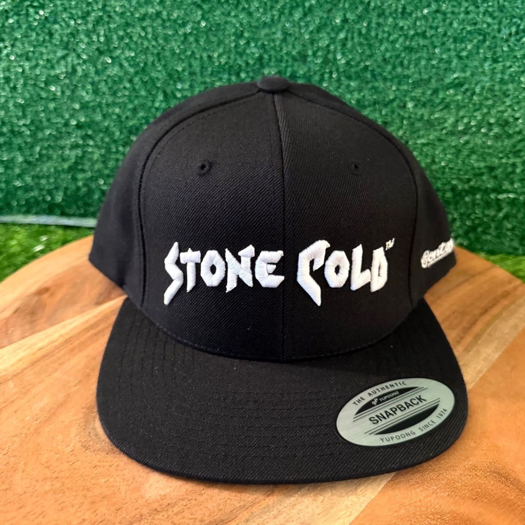Vintage WWE Stone Cold Shattered Glass Snapback Hat Mens One Size Black Wrestling Cap Size ONE SIZE - 2 Thumbnail