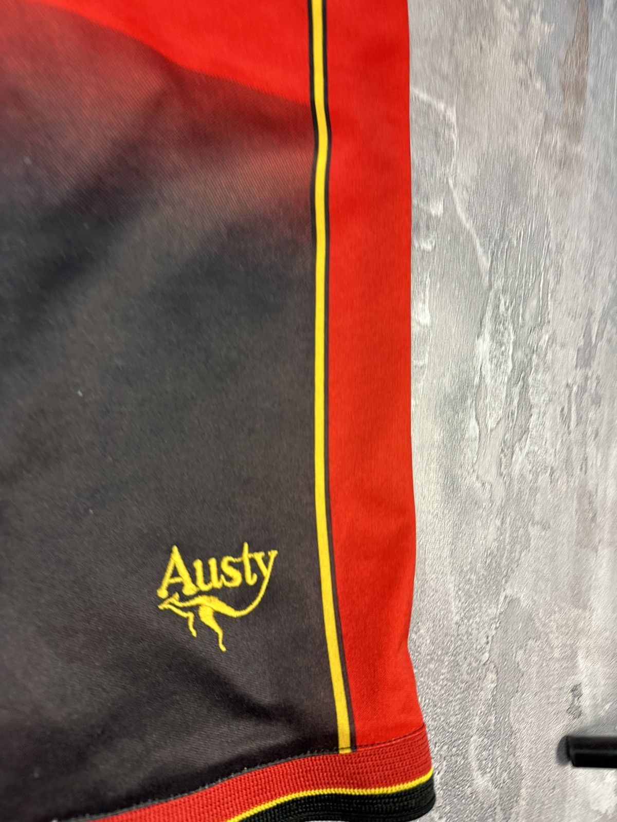 NBA Atlanta Hawks vintage Austy shorts Size L Size US 36 / EU 52 - 3 Thumbnail