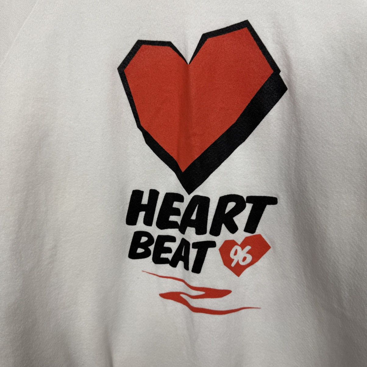 Band Tees × Vintage Vintage 1996 Heart Beat Sweatshirt Size US L / EU 52-54 / 3 - 4 Thumbnail