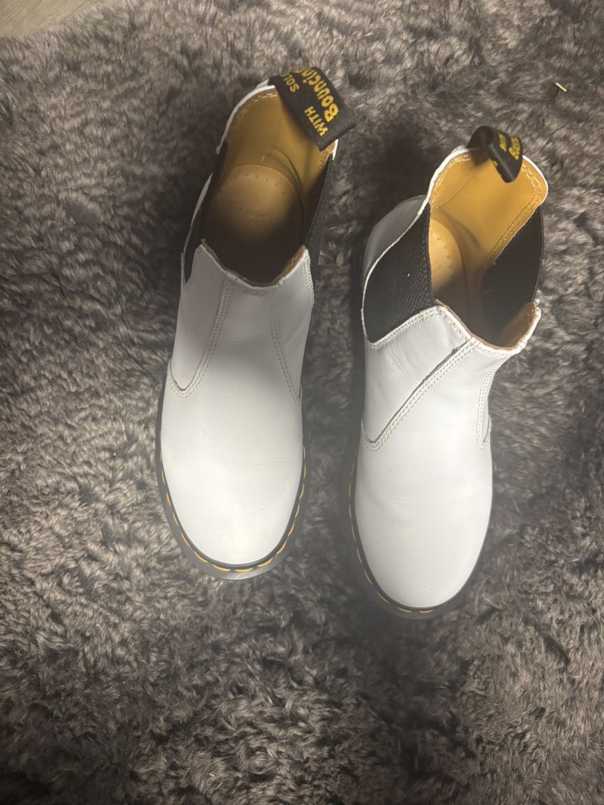 Dr. Martens dr martens white leather Size US 7 / IT 37 - 2 Thumbnail