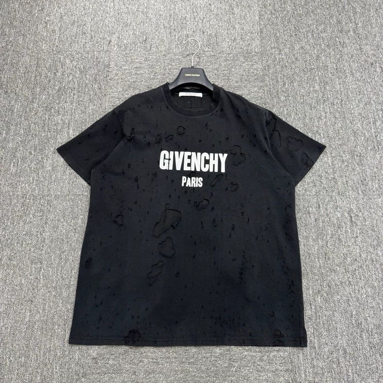 Givenchy Givenchy Ripped distressed print short sleeve Size US M / EU 48-50 / 2 - 1 Thumbnail