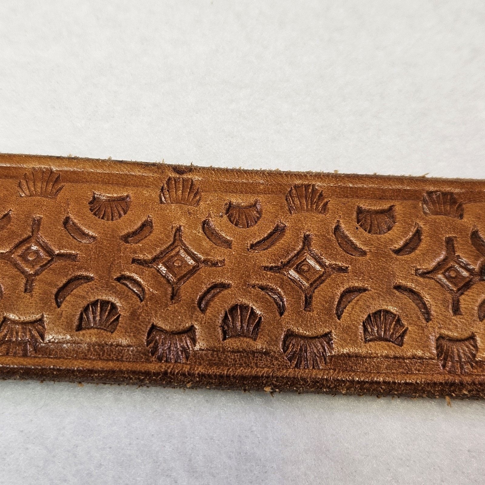 Vintage Tooled Leather Western Belt Southwestern Removable Buckle Size 42 - 12 Thumbnail